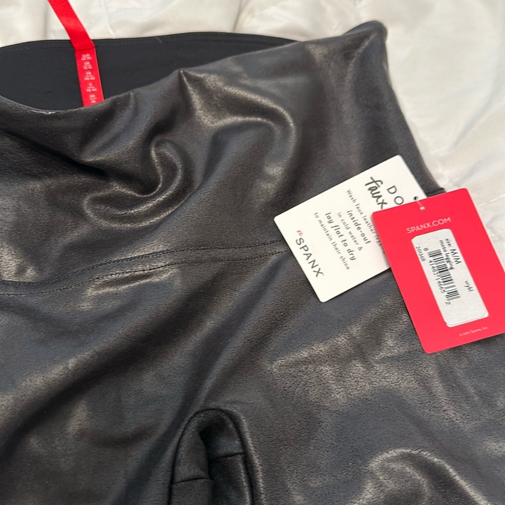 NWT Black Faux Spanx Leggings Size M